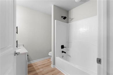 Stunning renovated home in highly sought after Pinnacle Place at - photo 8