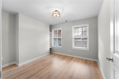 Stunning renovated home in highly sought after Pinnacle Place at - photo 9