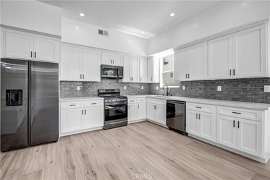 Newly Built 5 BD, 5 BTH Residence + Casita (ADU) with 2 BD, 2BTH - photo 12