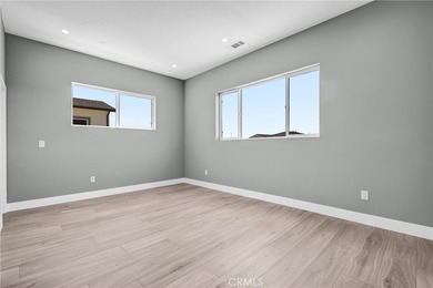 Newly Built 5 BD, 5 BTH Residence + Casita (ADU) with 2 BD, 2BTH - photo 15