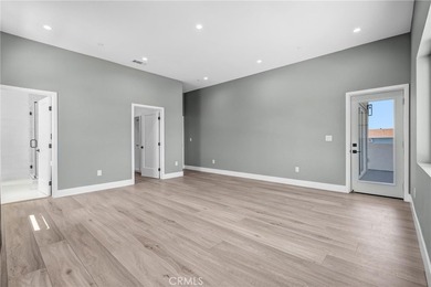 Newly Built 5 BD, 5 BTH Residence + Casita (ADU) with 2 BD, 2BTH - photo 20