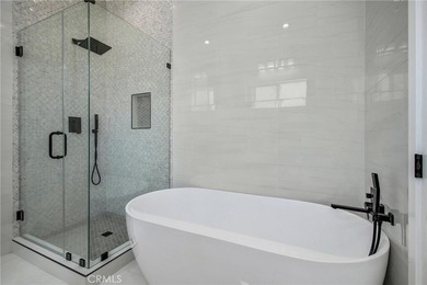 Newly Built 5 BD, 5 BTH Residence + Casita (ADU) with 2 BD, 2BTH - photo 22