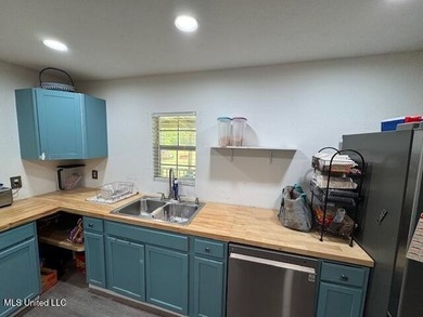 Newly built home in the country with 4 bedrooms, 2 bathrooms - photo 3