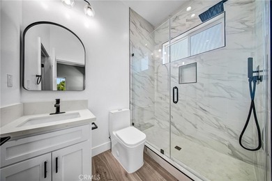 Newly Built 5 BD, 5 BTH Residence + Casita (ADU) with 2 BD, 2BTH - photo 26