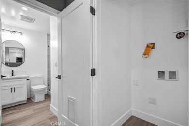 Newly Built 5 BD, 5 BTH Residence + Casita (ADU) with 2 BD, 2BTH - photo 38