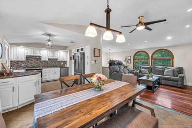 Welcome to 6 Mayflower Lane, an expanded wide-line hi-ranch - photo 6