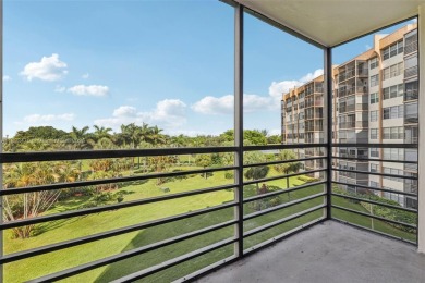 Lake Condo For Sale in Pembroke Pines, Florida