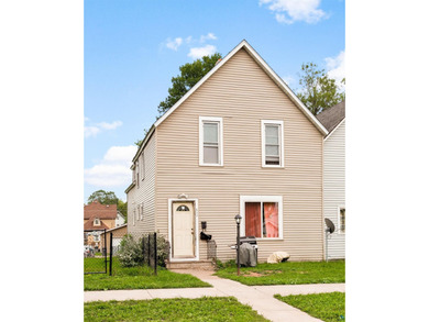 (private lake, pond, creek) Townhome/Townhouse For Sale in Duluth Minnesota