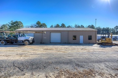 (private lake, pond, coastal) Commercial Active Under Contract in Princeton Louisiana