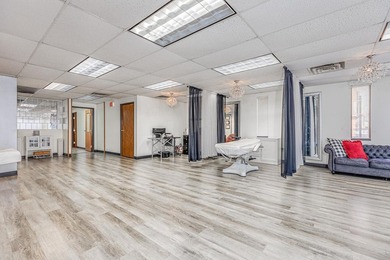 Positioned in one of the most sought-after corridors of - photo 4