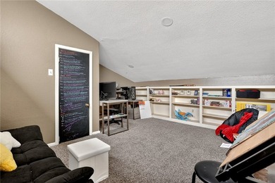 Open House Sun., June 14th from 1 to 3! Nestled in the desirable - photo 18