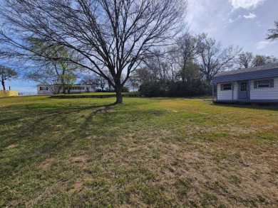 3/2 Waterfront Home in Big Creek Subdivision - photo 5