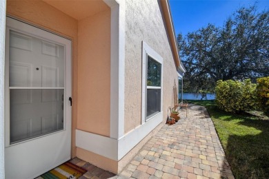 Lake Townhome/Townhouse For Sale in New Port Richey, Florida