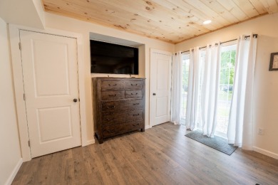 Fully remodeled, modern lake home with 10' lake access - photo 19