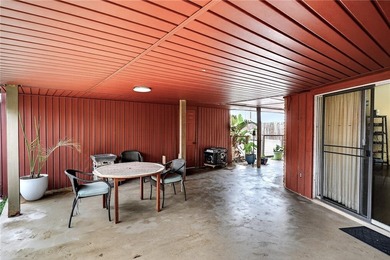 Open House Sun., June 14th from 1 to 3! Nestled in the desirable - photo 30