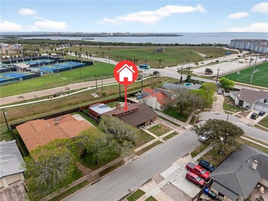 Open House Sun., June 14th from 1 to 3! Nestled in the desirable - photo 38