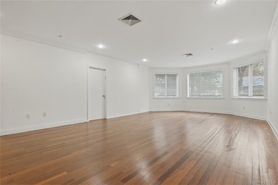 Welcome to this spacious 2-bedroom, 2.5-bathroom condominium - photo 9