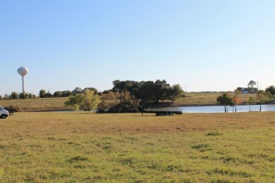 Lake Acreage For Sale in Schulenburg, Texas