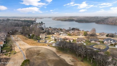The last new home on Toqua Golf Course, ideally positioned on a - photo 52