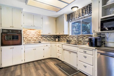 Welcome to 41324 Pamela Place, a tranquil 3-bedroom, 2-bathroom - photo 27