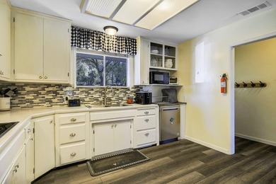 Welcome to 41324 Pamela Place, a tranquil 3-bedroom, 2-bathroom - photo 28
