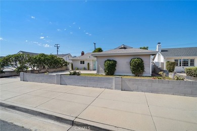 Welcome to 8181 Holland Drive in Huntington Beach's sought-after - photo 4
