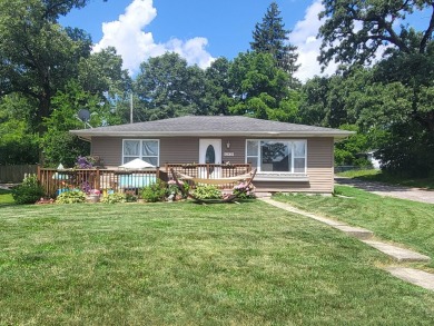 Lake Home For Sale in Cedar Lake, Indiana