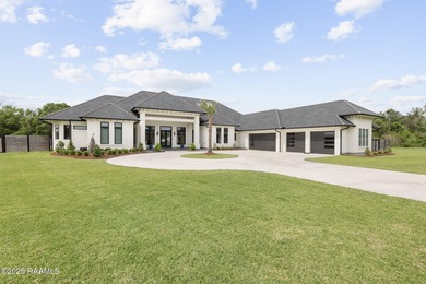 Vermilion River - Lafayette Parrish Home For Sale in Lafayette Louisiana