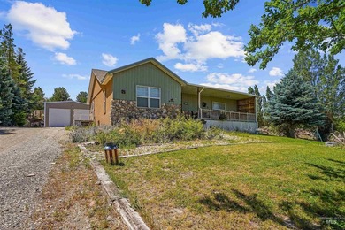Welcome to one of Idaho's best kept secrets. Tucked into the - photo 28