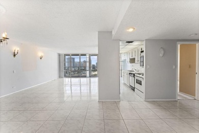 Imagine the perfect life in the heart of Sunny Isles Beach! This - photo 5