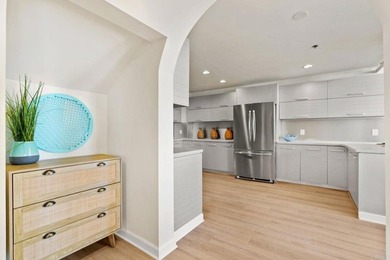 550 Seagaze Dr 29 - photo 15