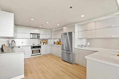 550 Seagaze Dr 29 - photo 16