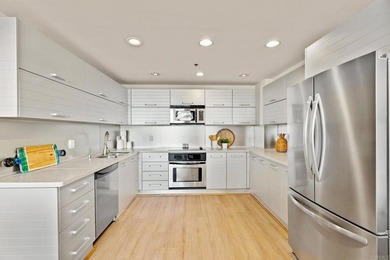 550 Seagaze Dr 29 - photo 17
