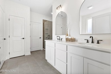 BACK ON THE MARKET & MOVE IN READY!!!! Welcome to the Willow - a - photo 27