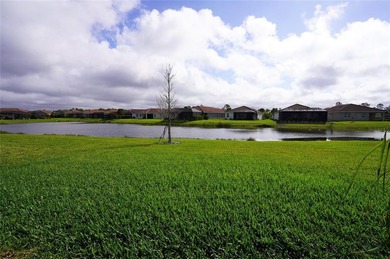 This pristine waterfront 3/2/3 car garage is a breathtaking like - photo 8