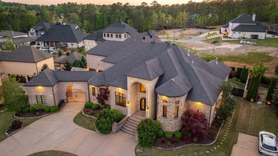 Welcome to 106 Orle, where Tuscan-inspired elegance meets - photo 3