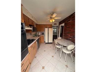 Wonderful Semi-detached Single family home located in the - photo 7