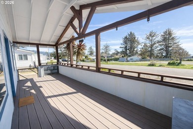 Custom-built and thoughtfully designed, this 2-bedroom, 2-bath - photo 3