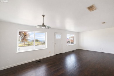 Custom-built and thoughtfully designed, this 2-bedroom, 2-bath - photo 4
