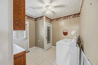 Charming plantation style home situated on over an acre of land - photo 15