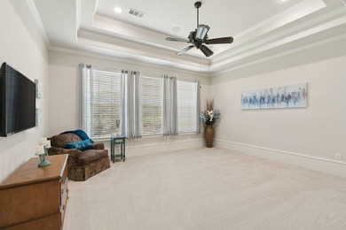 Experience timeless elegance in this exceptional custom estate - photo 16