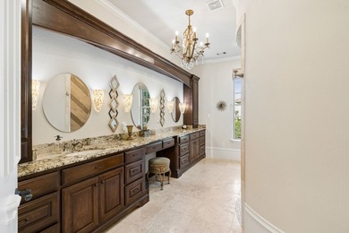 Experience timeless elegance in this exceptional custom estate - photo 19