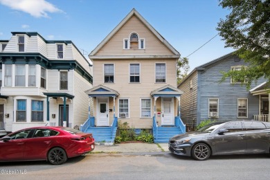 Lake Townhome/Townhouse For Sale in Schenectady, New York