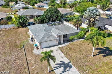 This beautifully maintained 3-bedroom, 2-bath home offers 1,566 - photo 44