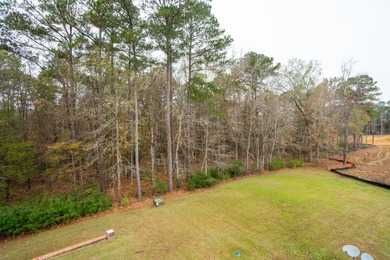 Opportunities like this rarely come along. This turnkey, 8,000+