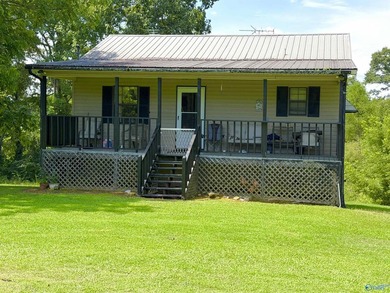 Enjoy the perfect blend of space, privacy, and convenience with - photo 4