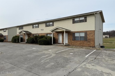 Fort Loudoun Lake Home Sale Pending in Louisville Tennessee