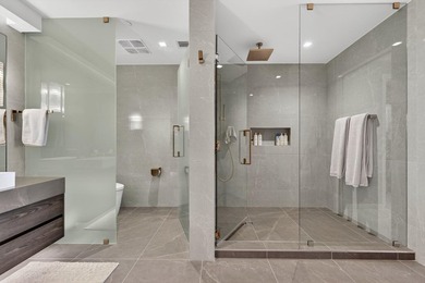 Premium flow through residence bespoke touches throughout. Large - photo 19