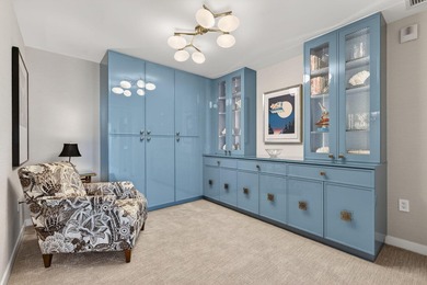 Premium flow through residence bespoke touches throughout. Large - photo 32