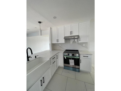 We invite you to explore 341 Green Court, a renovated gem - photo 4